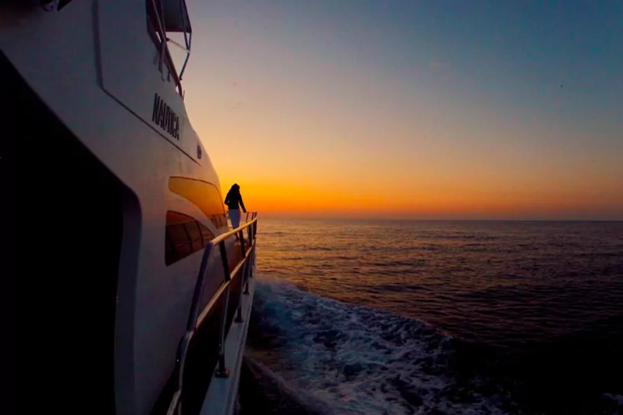 Motoryacht Nautica | 17 m | bis zu 10 Personen | mit Kaptain