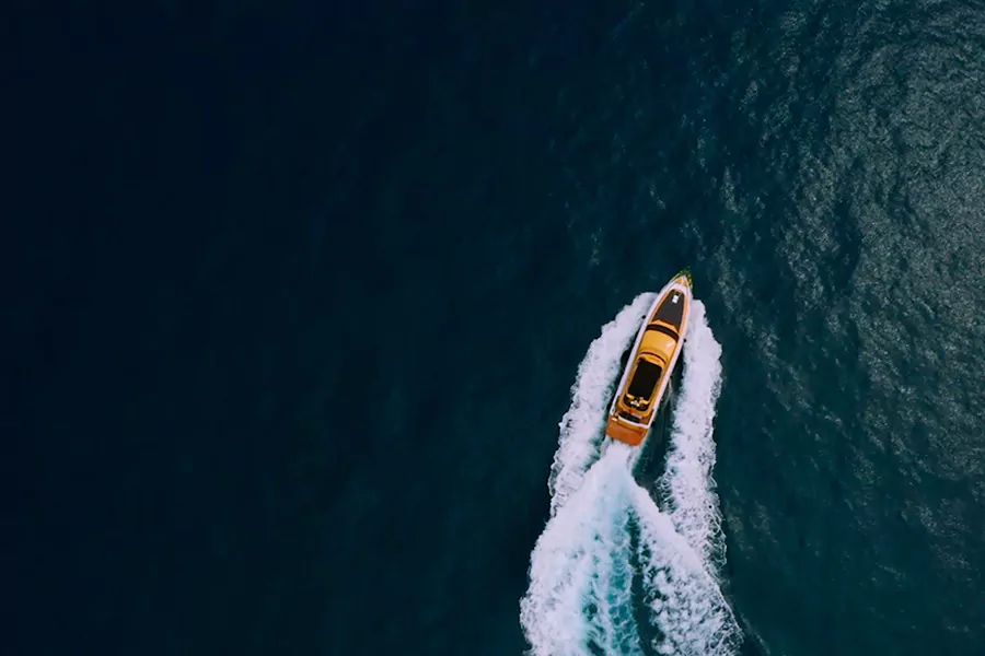 Motoryacht Regnum | 20 m | bis zu 12 Personen | mit Kaptain