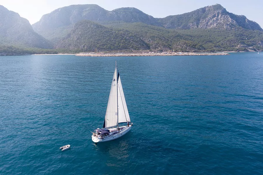 Segelyacht Kairo | 16 m | bis zu 8 Personen | mit Kaptain